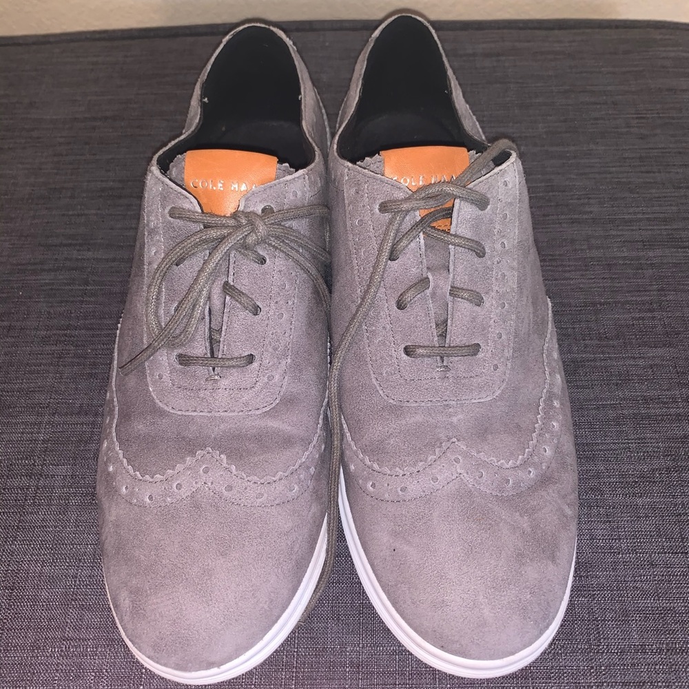 Women’s suede oxfords